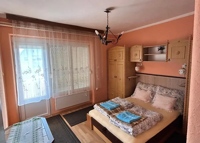 Szabo Apartmanhaz Залакарош